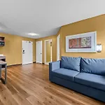 Mainstay Suites Charlotte - Executive Park